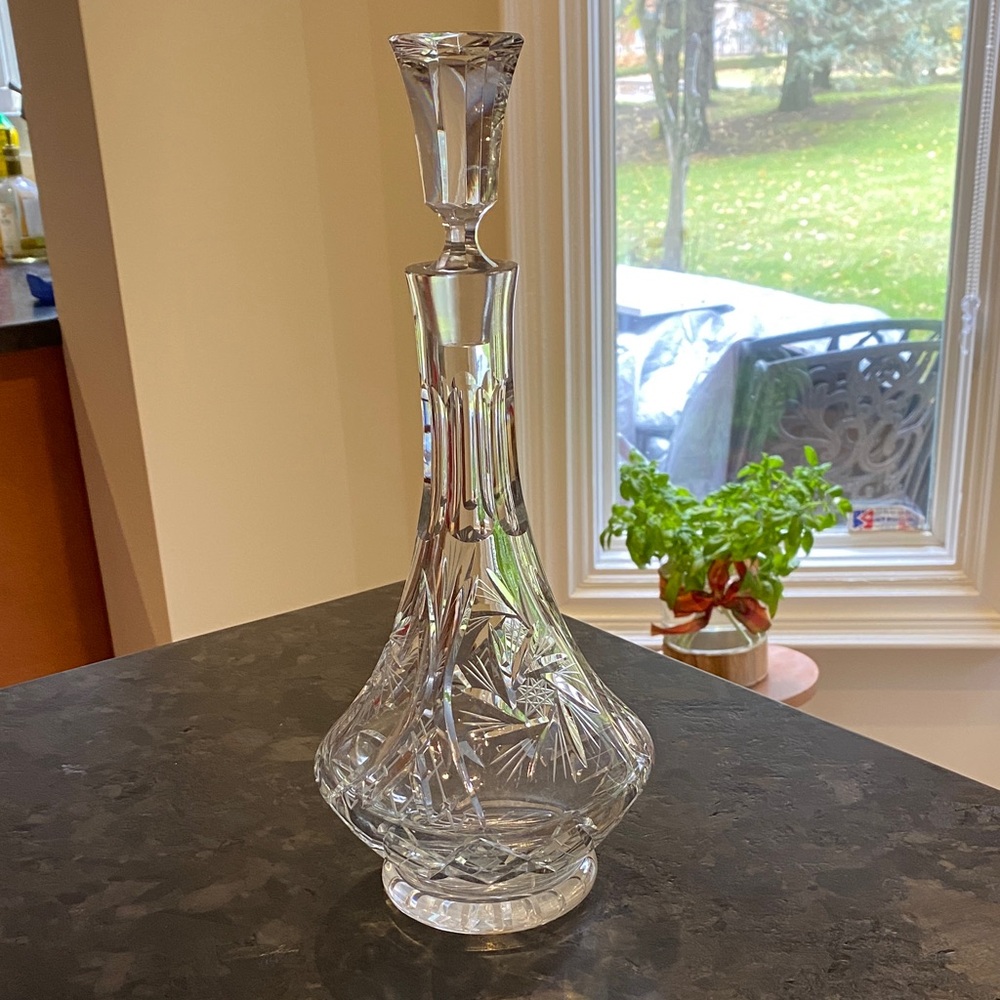 Elegant Crystal Decanter
